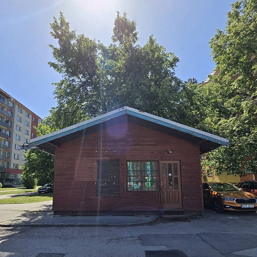 Prodej komerčních prostor obchodní prostory 18 m², Všestary